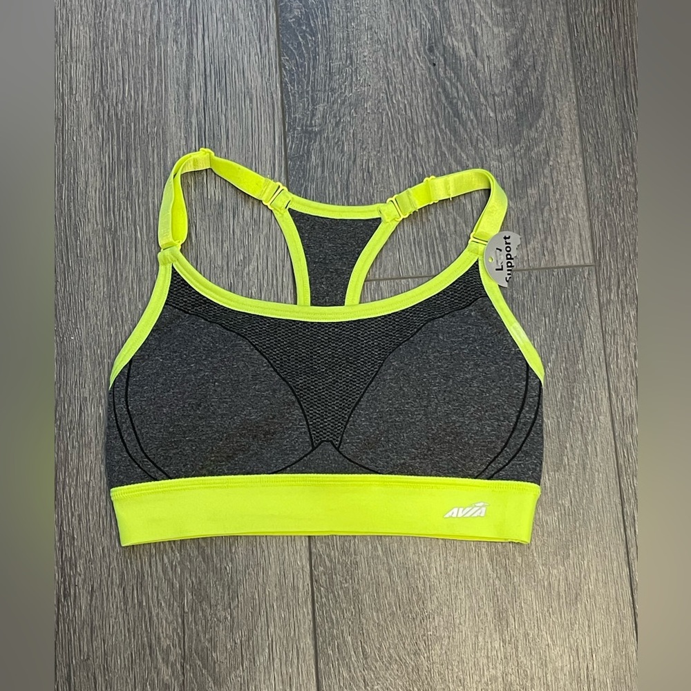 Girls Small 10/12 AVIA Sports Bra (padded) NWOT